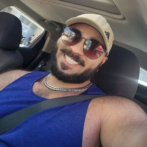 Meet your Posher, Nicholas